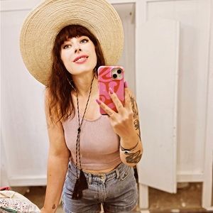 Meet your Posher, Stephanie